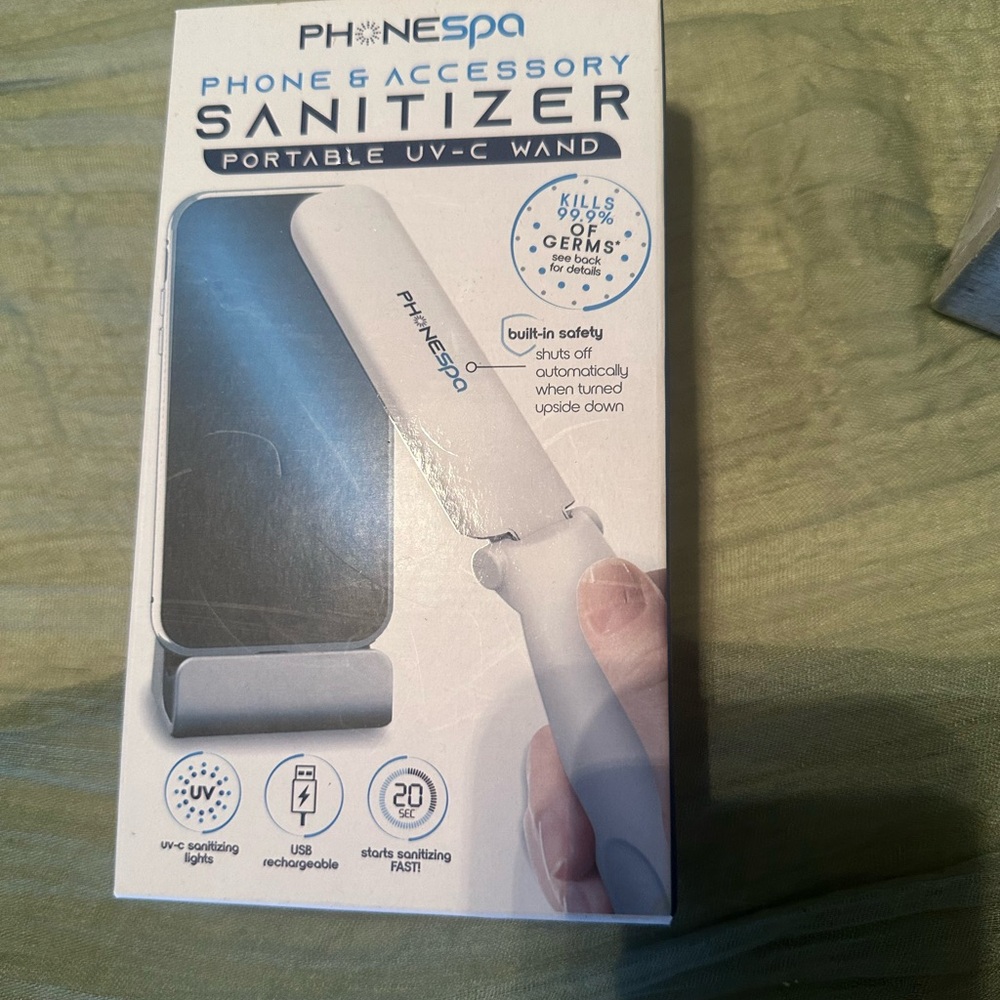 Portable UV-C Wand Sanitizer - White